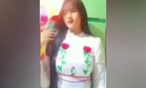 အစိလေးကိုထောင်နေတာဘဲ